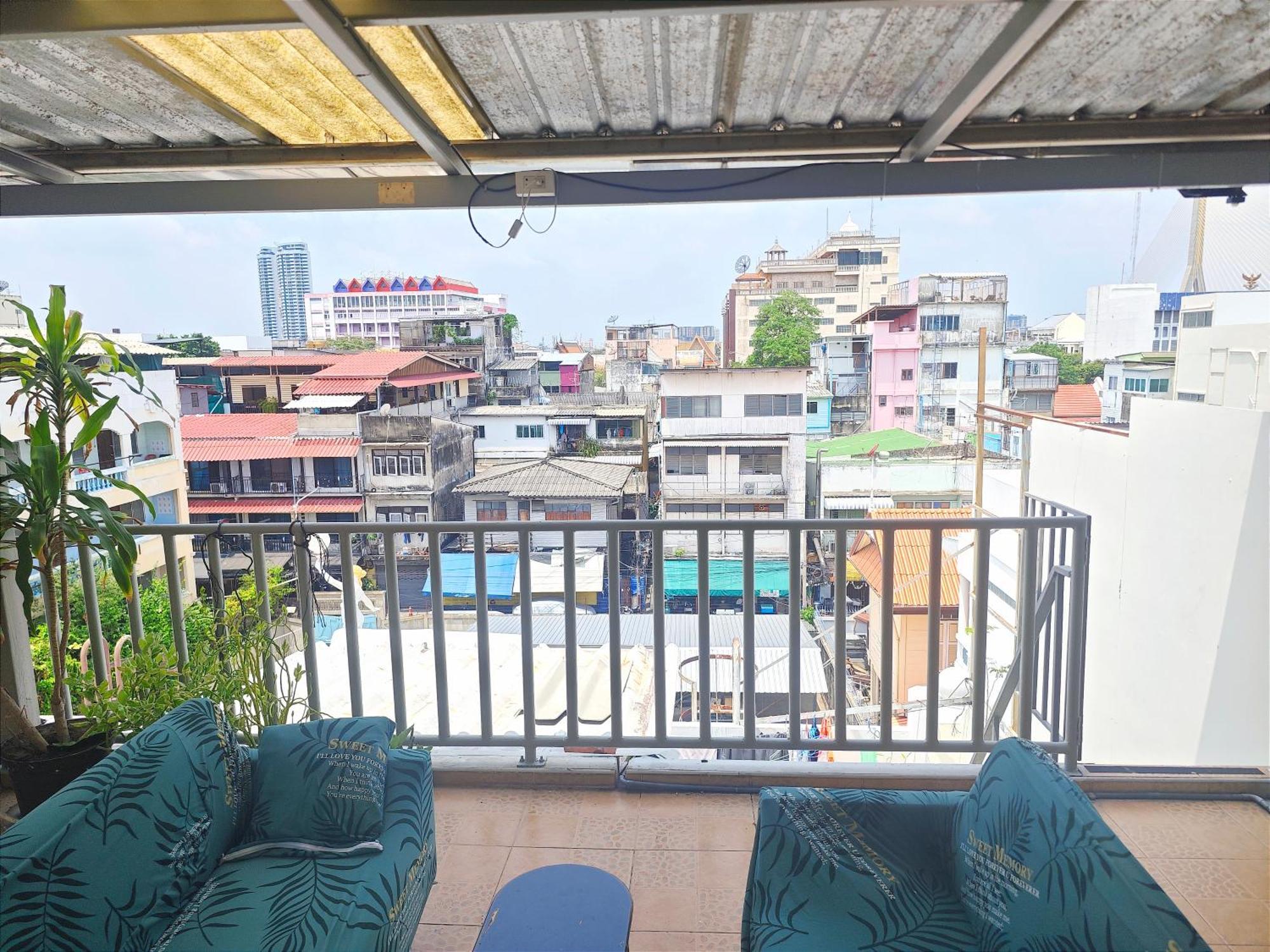 Panda Lodge Home Stay 曼谷 外观 照片