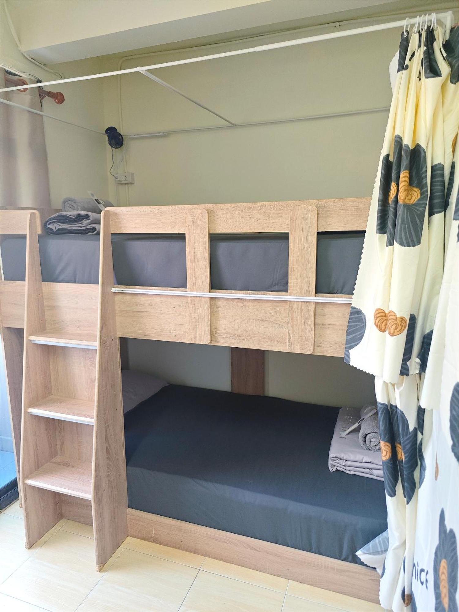 Panda Lodge Home Stay 曼谷 外观 照片